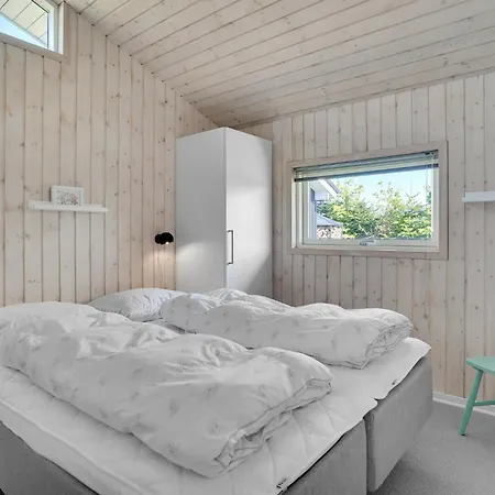 Gorgeous Home In Ejstrupholm With Wifi Ejstrupholm