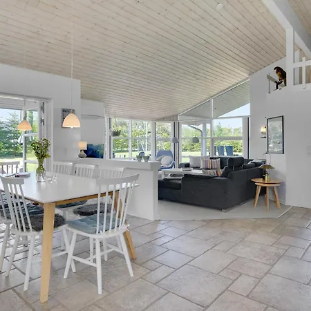 In Ejstrupholm With Kitchen * Ejstrup